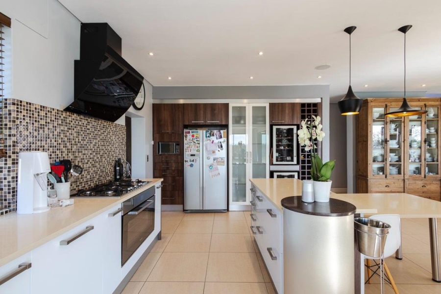 4 Bedroom Property for Sale in De Wijnlanden Residential Estate Western Cape